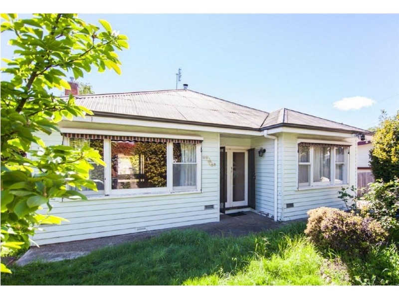 10 Pitt Avenue, Trevallyn TAS 7250