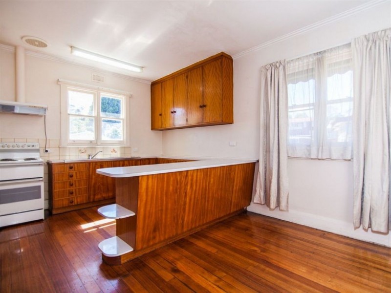 10 Pitt Avenue, Trevallyn TAS 7250