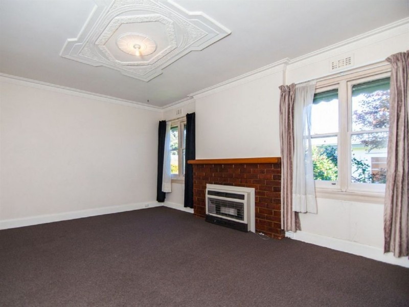 10 Pitt Avenue, Trevallyn TAS 7250