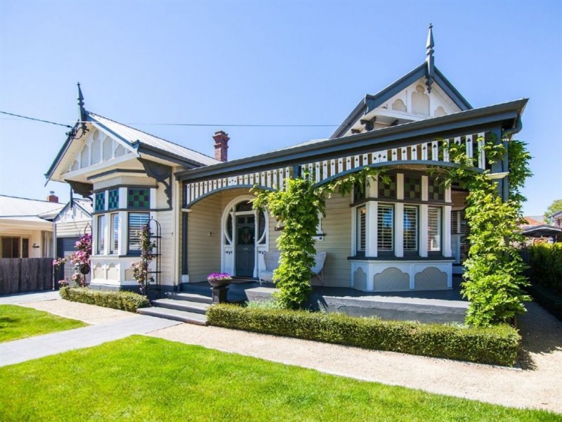 7 College Street, Newstead TAS 7250
