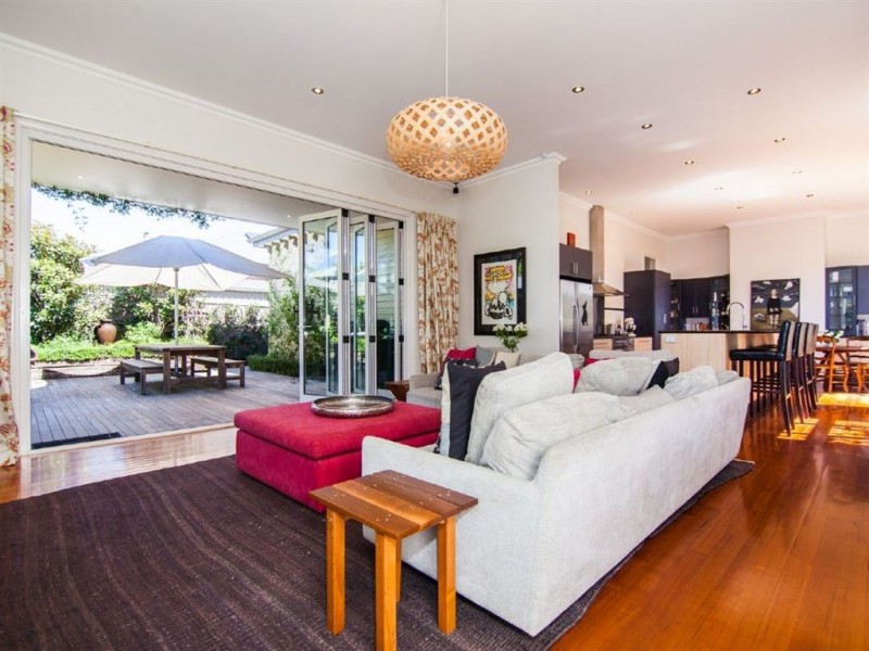 7 College Street, Newstead TAS 7250