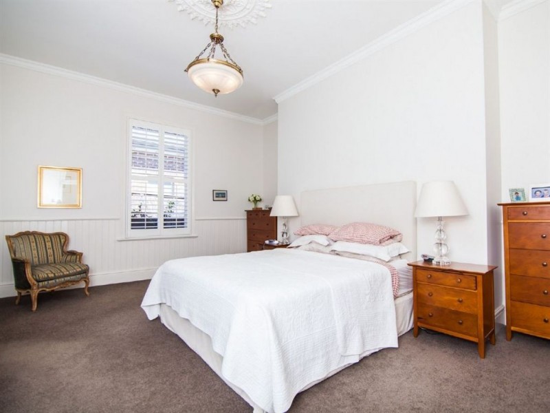 7 College Street, Newstead TAS 7250