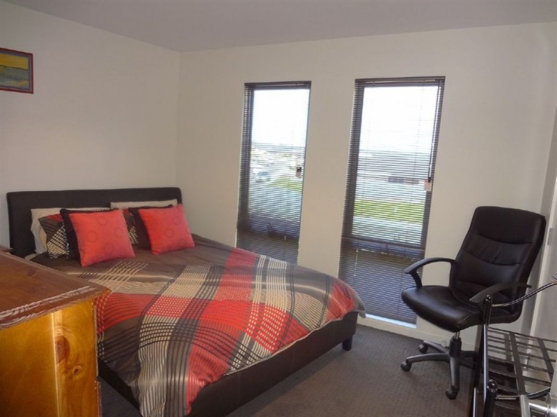 1/4 Caprice Court, Newnham TAS 7248