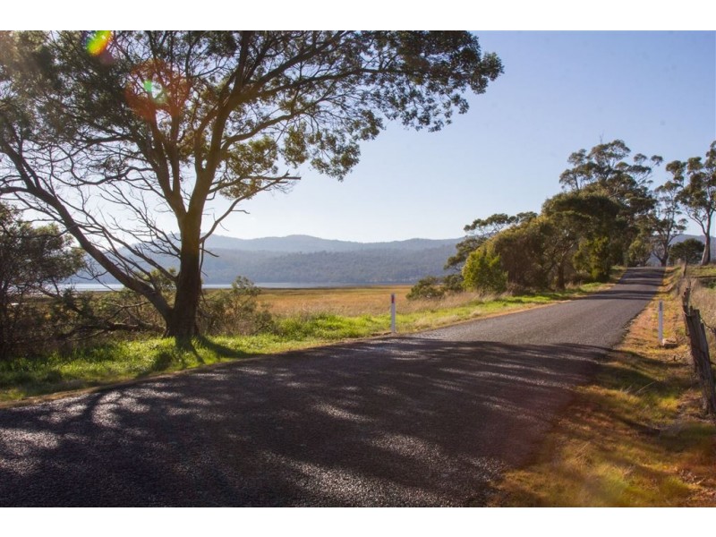 2043 Windermere Road, Swan Bay TAS 7252