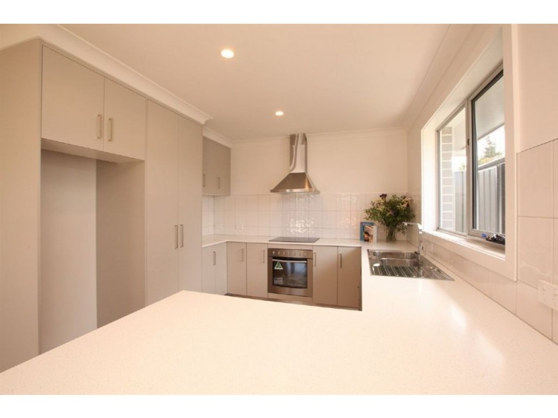 2/55 Legges Crescent, Prospect TAS 7250