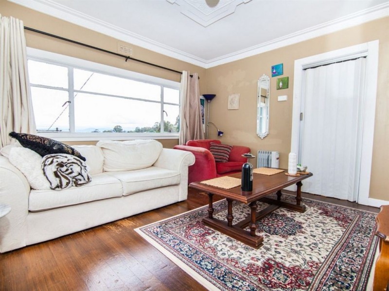 40 Salisbury Crescent, West Launceston TAS 7250