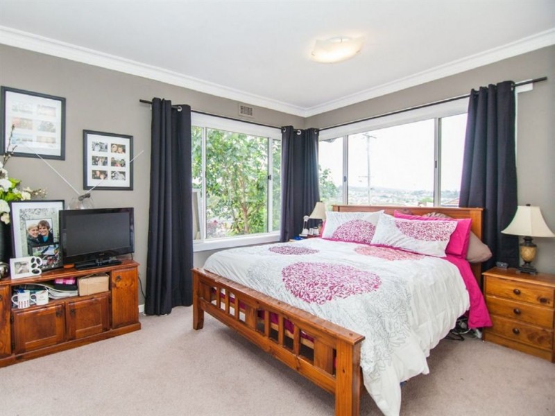 22 Woolven Street, Youngtown TAS 7249