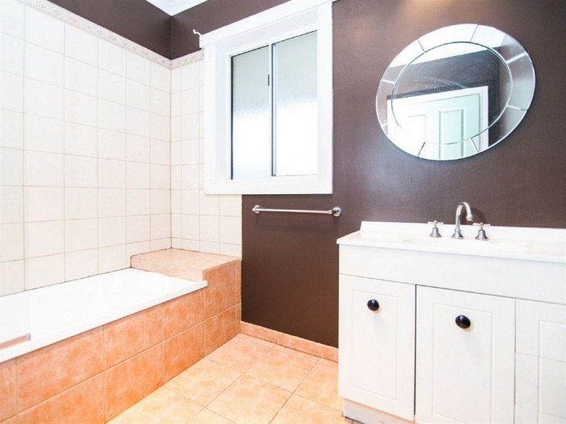 22 Woolven Street, Youngtown TAS 7249