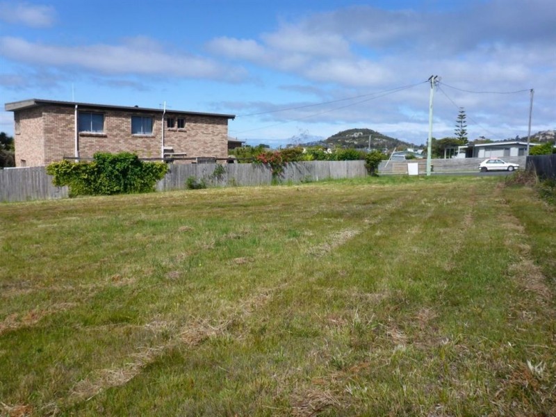 11 Barrett Avenue, Bicheno TAS 7215