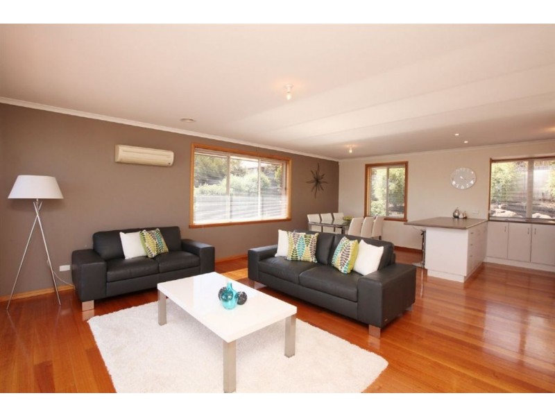 4 Monet Place, Newnham TAS 7248