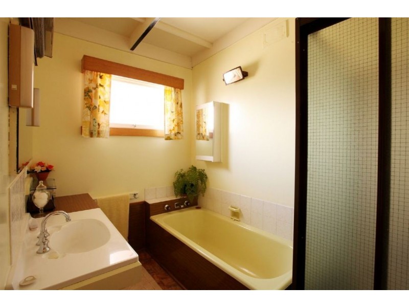 36 Woolven Street, Youngtown TAS 7249