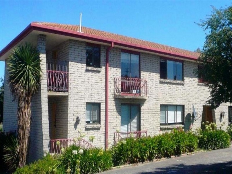 5/4 Alanvale Road, Newnham TAS 7248