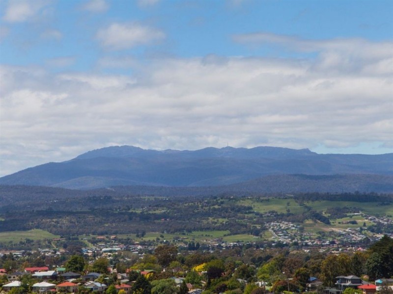 3/40 Legges Crescent, Prospect TAS 7250