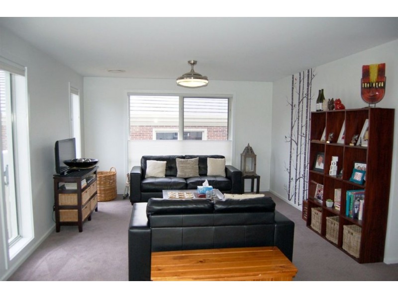 1 Streamside Court, Kings Meadows TAS 7249