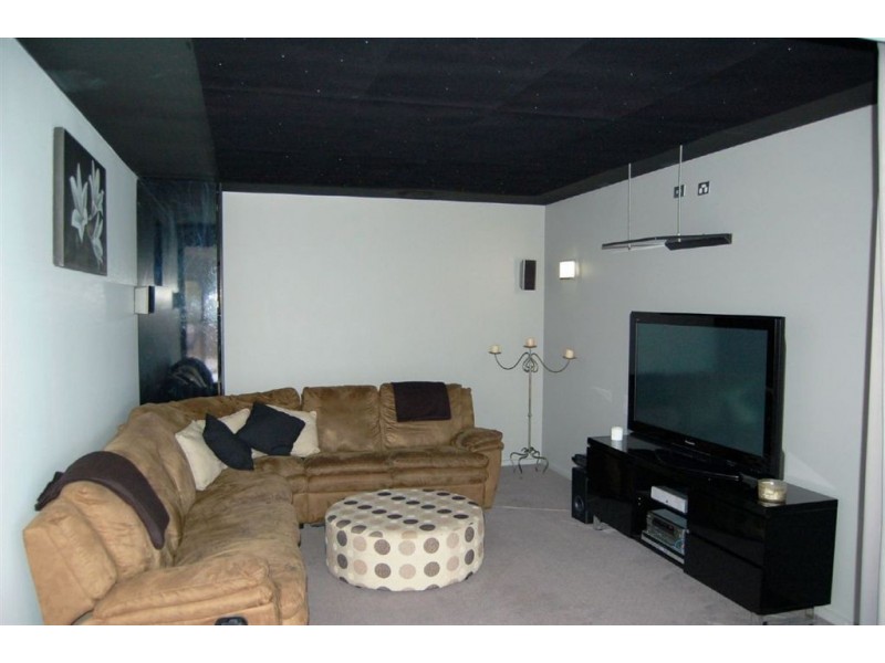 1 Streamside Court, Kings Meadows TAS 7249