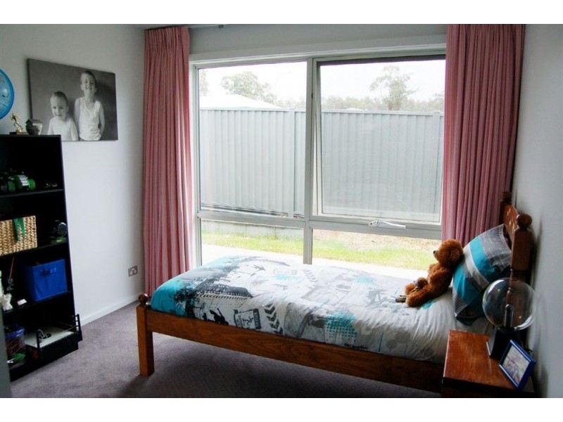 1 Streamside Court, Kings Meadows TAS 7249