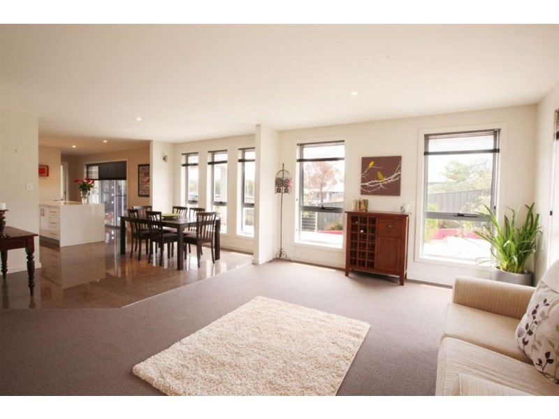 38 Essendon Street, Summerhill TAS 7250