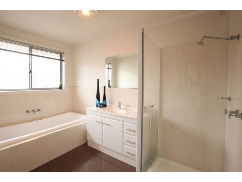 38 Essendon Street, Summerhill TAS 7250