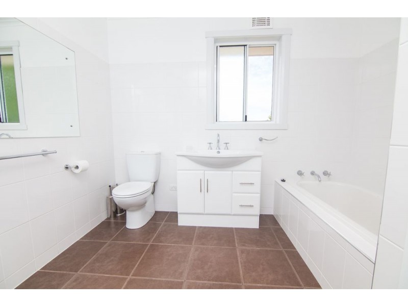 40 Gascoyne Street, Kings Meadows TAS 7249