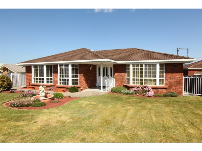 69 Mount Stuart Drive, Newnham TAS 7248