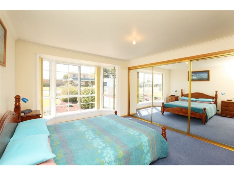 69 Mount Stuart Drive, Newnham TAS 7248