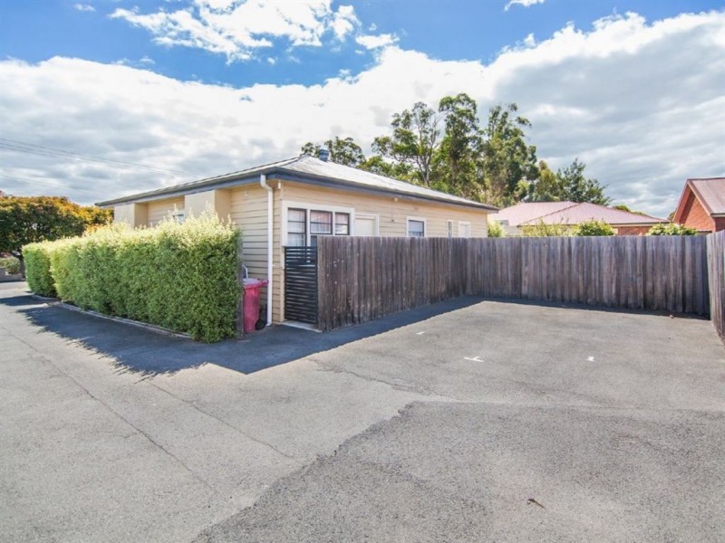 1/10-12 Plumer Street, Mowbray TAS 7248