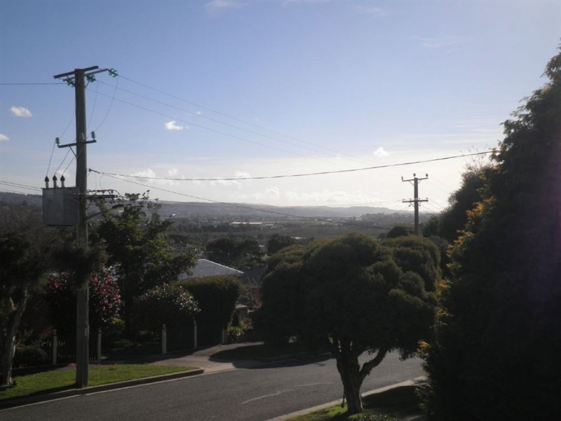 9 Anson Street, Waverley TAS 7250