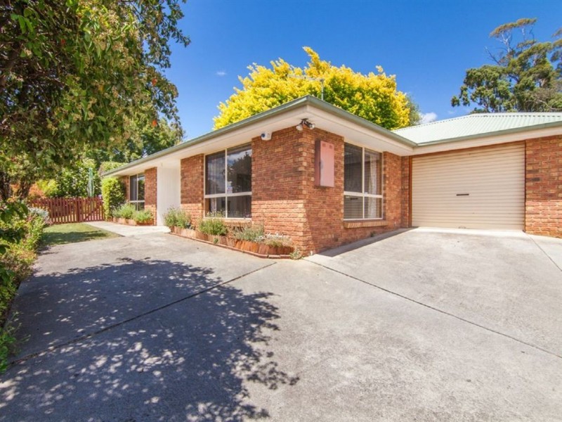 13a Weedon Ave, South Launceston TAS 7249