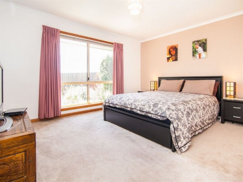 13a Weedon Ave, South Launceston TAS 7249