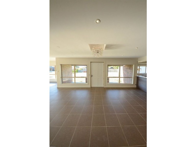 26-28 Longford Close, Longford TAS 7301