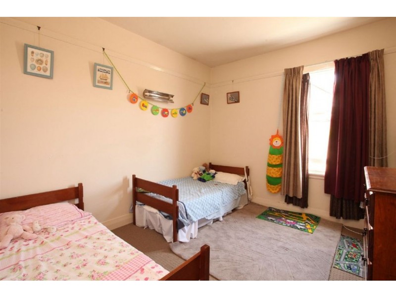 26 Button Street, Mowbray TAS 7248