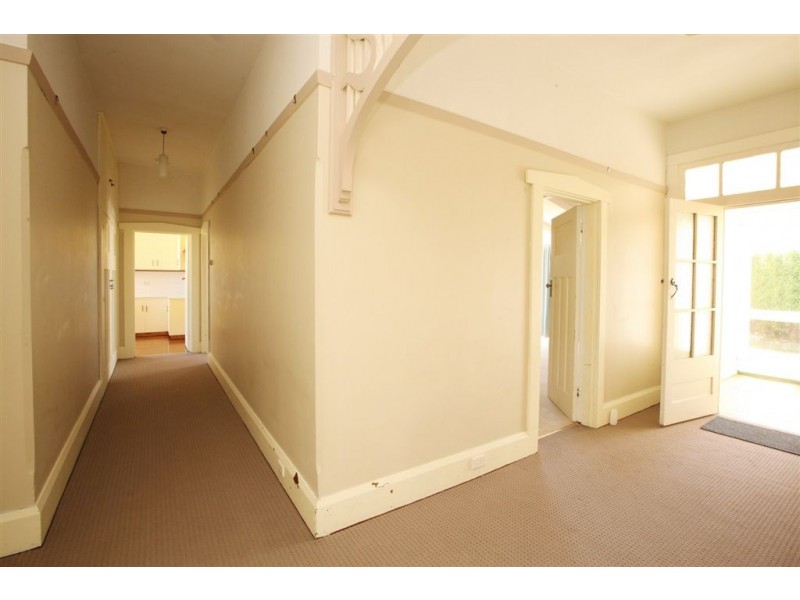 44 Pyenna Avenue, Kings Meadows TAS 7249