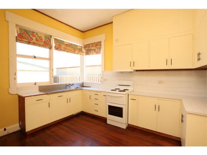 44 Pyenna Avenue, Kings Meadows TAS 7249