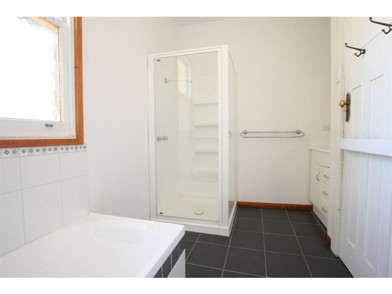 44 Pyenna Avenue, Kings Meadows TAS 7249