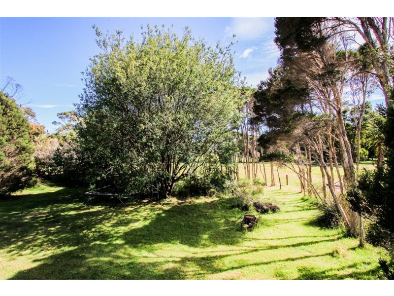 7-9 Beach Crescent, Greens Beach TAS 7270