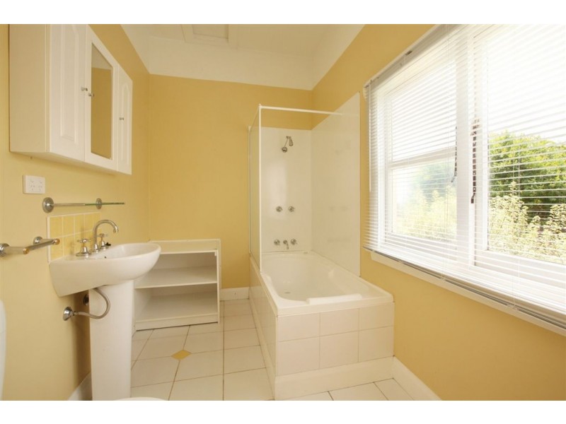 13 Westbury Road, South Launceston TAS 7249