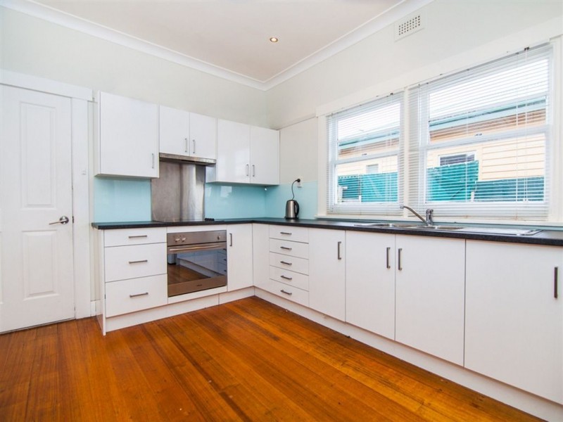 18 Tudor Avenue, Newstead TAS 7250