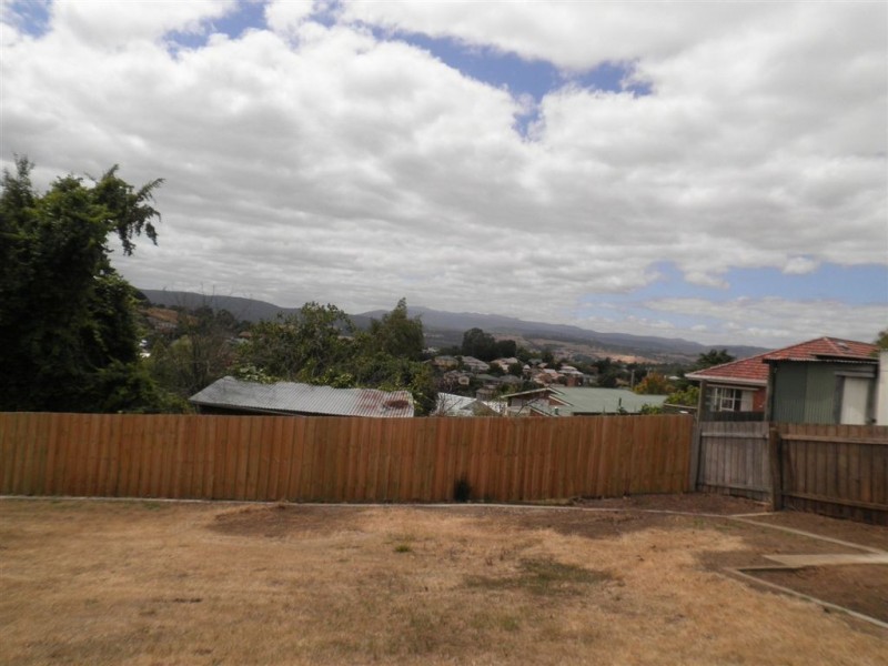 11a Weedon Avenue, South Launceston TAS 7249