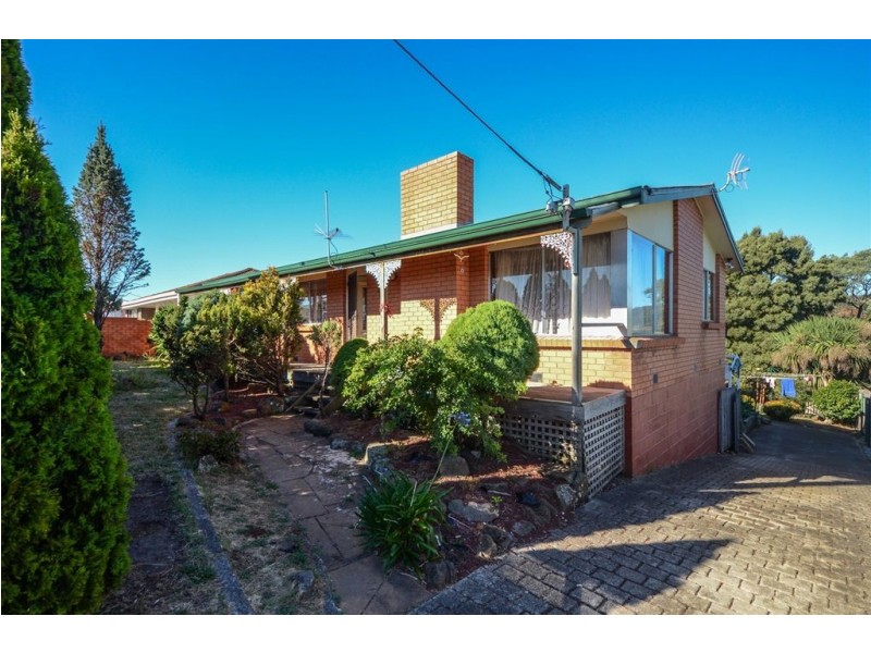 50 Crandon Crescent, Newnham TAS 7248