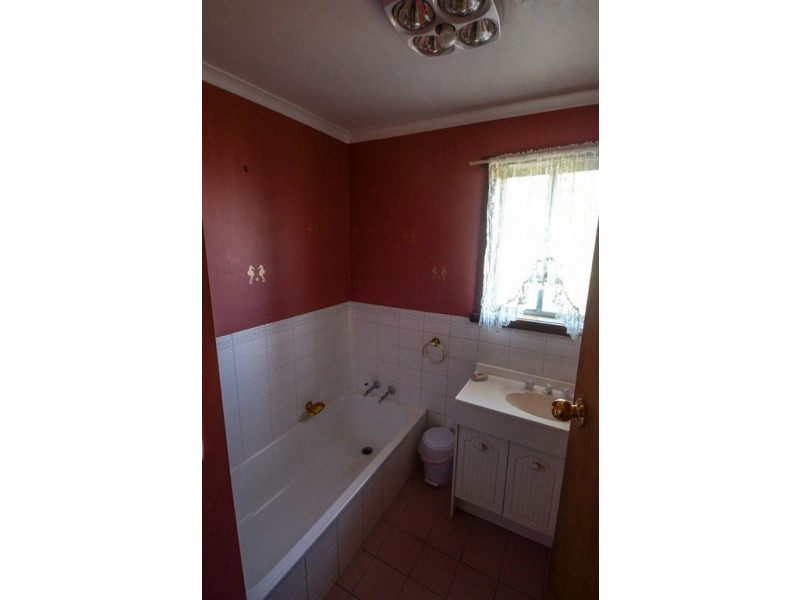 50 Crandon Crescent, Newnham TAS 7248