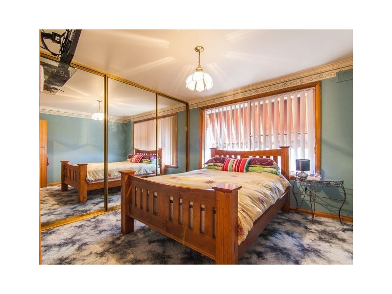 10 Procter Street, Newnham TAS 7248