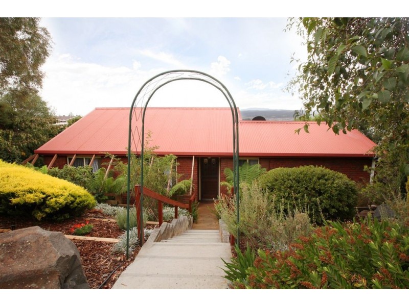 31 Nichols Street, Kings Meadows TAS 7249