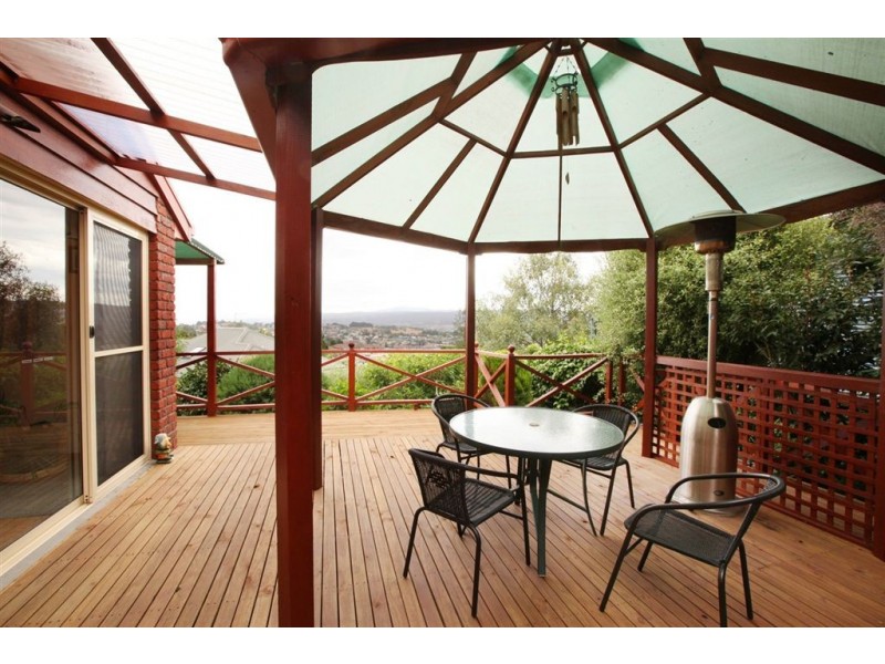 31 Nichols Street, Kings Meadows TAS 7249