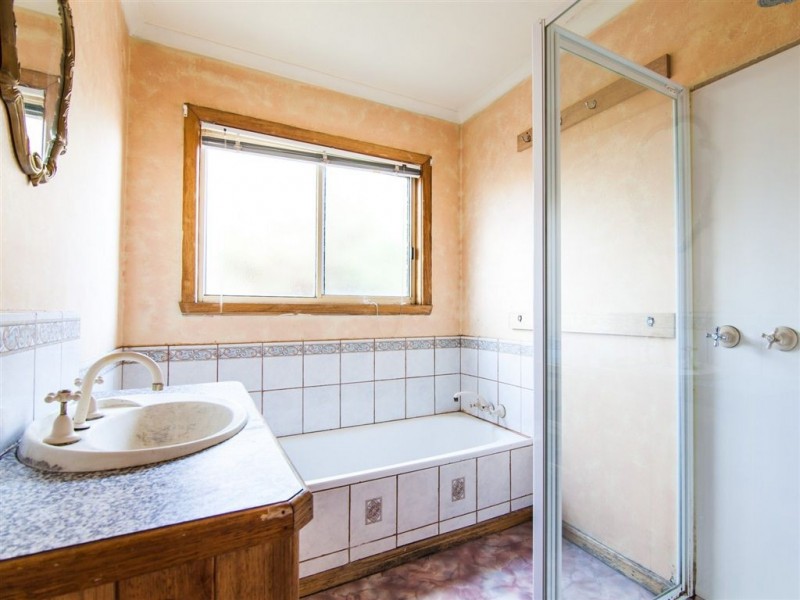 1 Rosslyn Road, Invermay TAS 7248