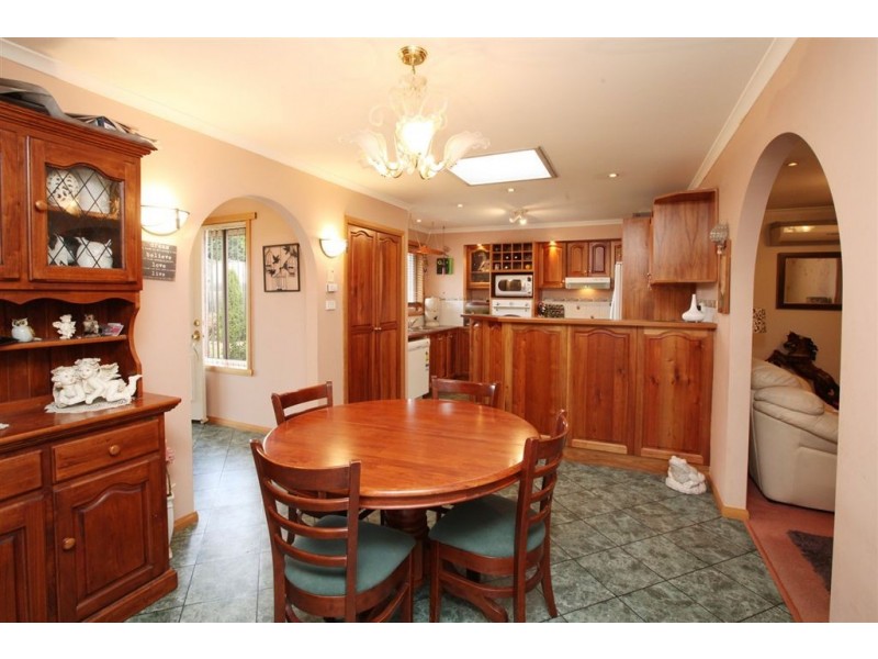 10 Banksia Place, Youngtown TAS 7249