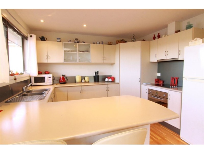 37 Piper Avenue, Youngtown TAS 7249