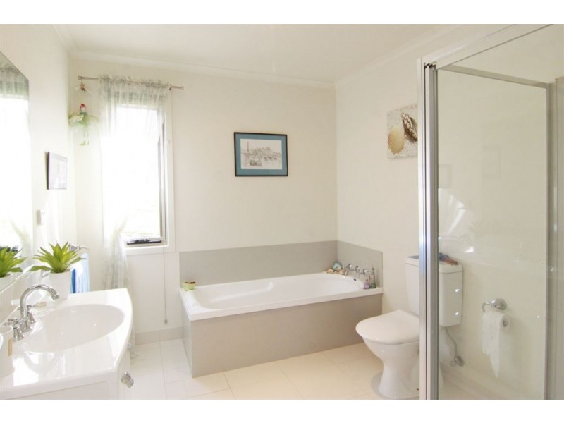 37 Piper Avenue, Youngtown TAS 7249