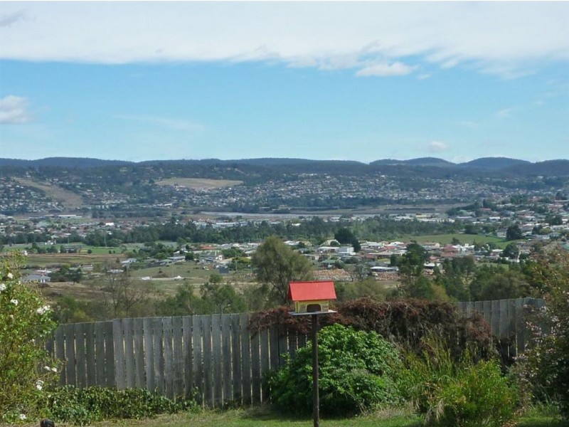 24 Leeander Crescent, Ravenswood TAS 7250