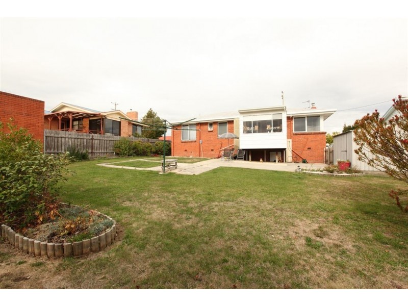 36 Cornwall Crescent, Newnham TAS 7248