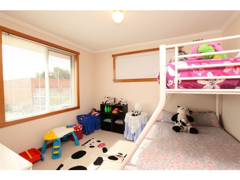 36 Cornwall Crescent, Newnham TAS 7248